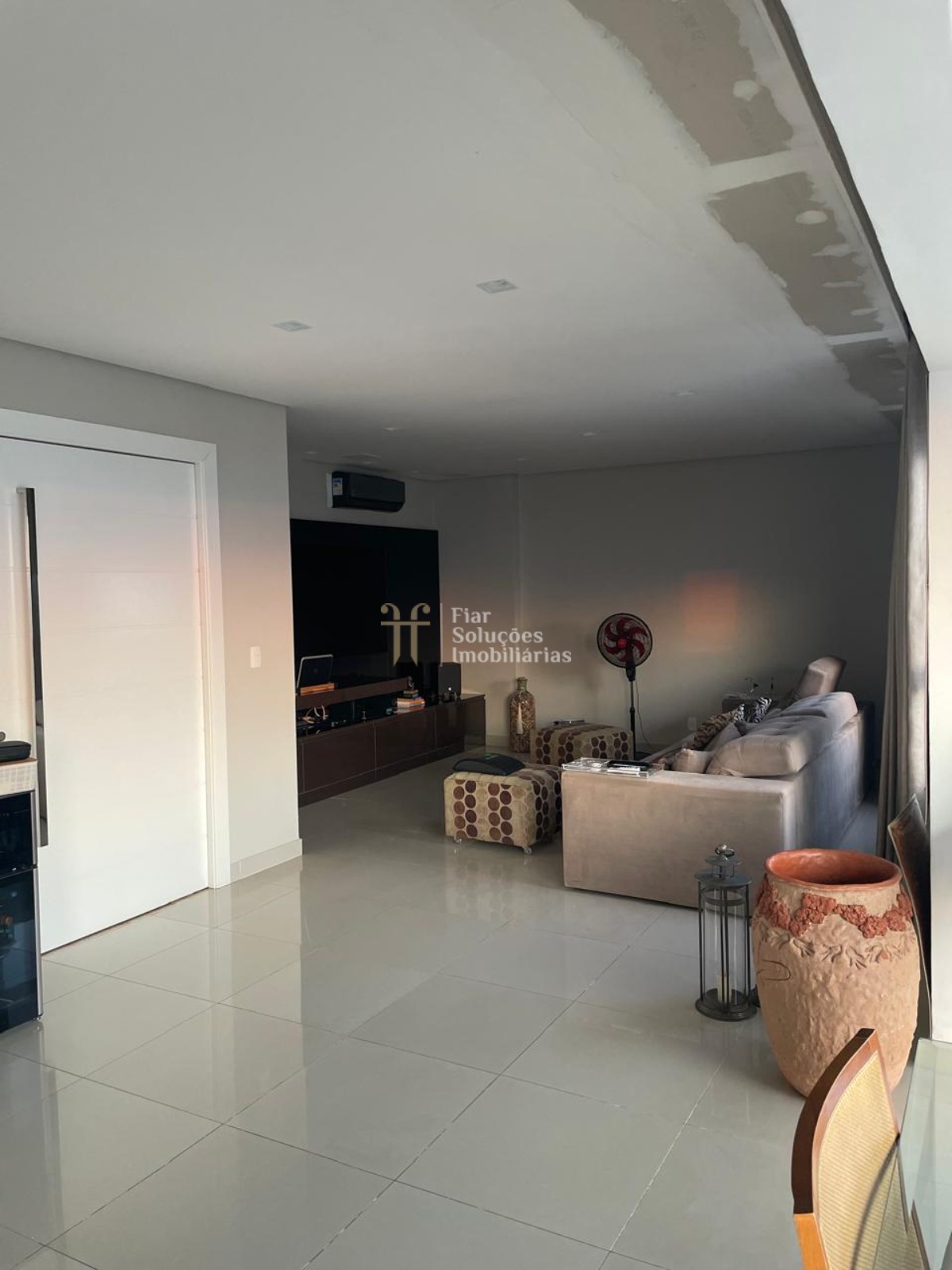 Apartamento condomínio helbor park elegance