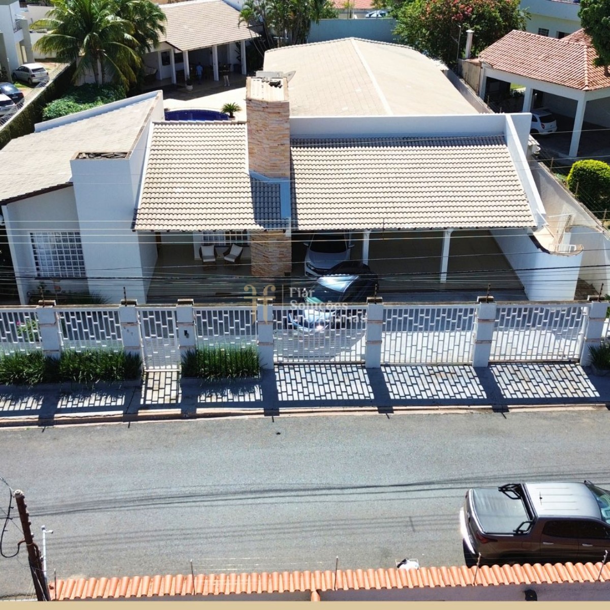 Casa com espaço de lazer completo
