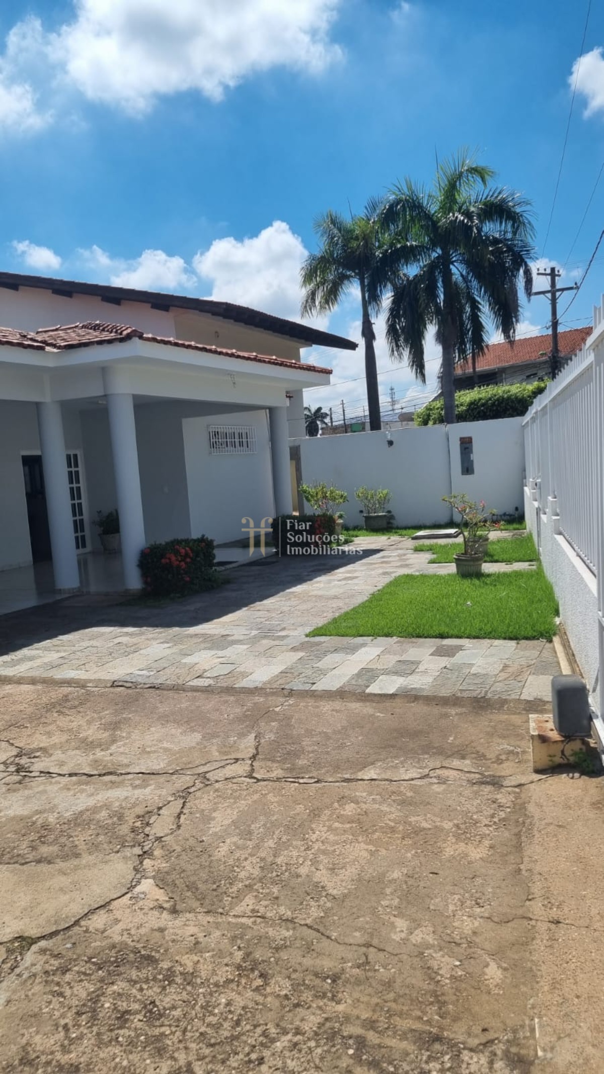 Casa em bairro residencial