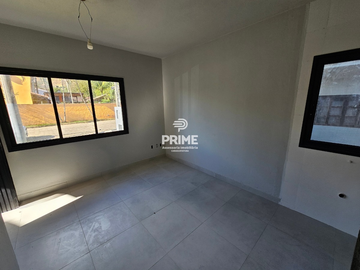 Casa à venda com 2 quartos, 75m² - Foto 8