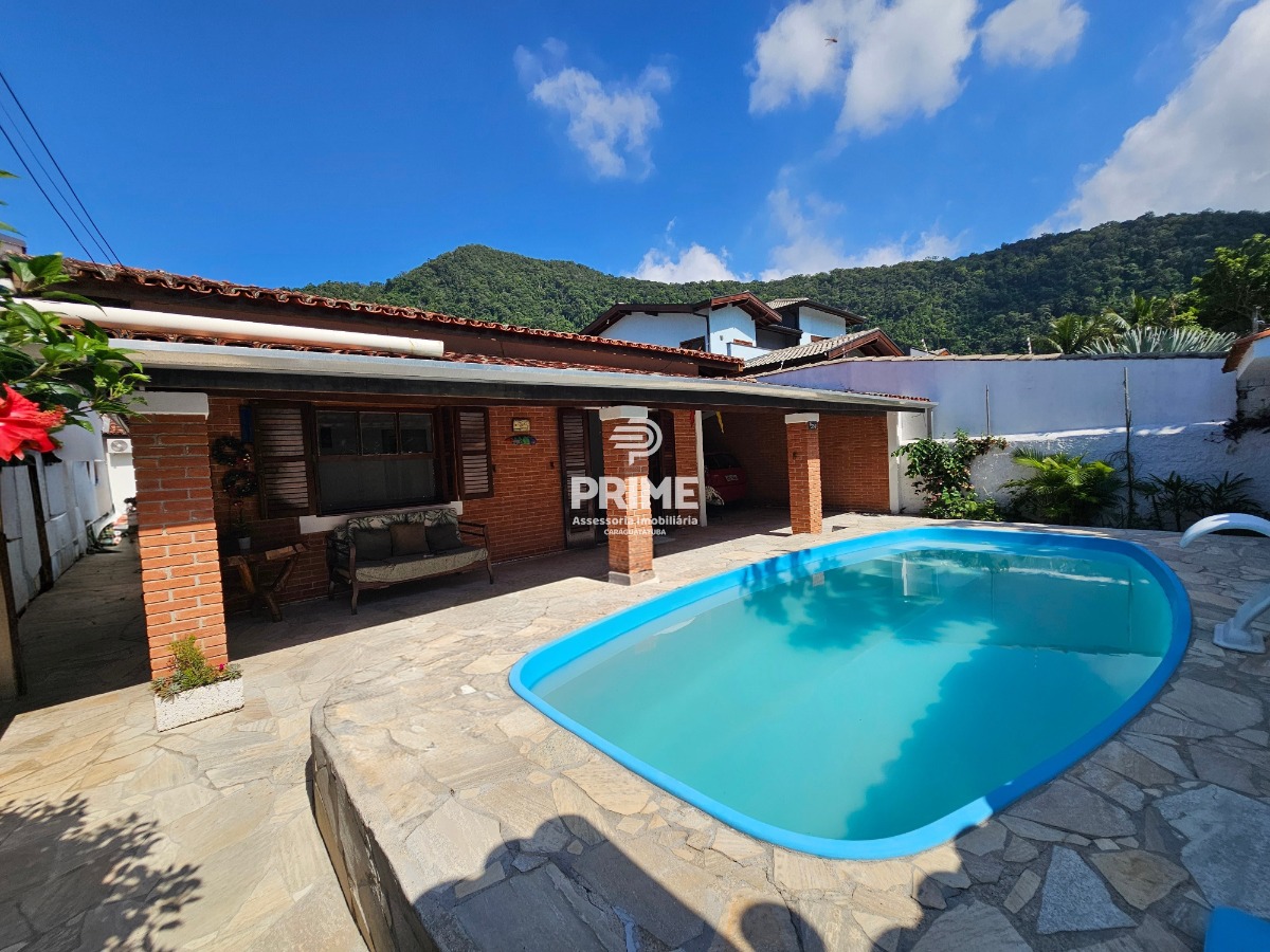 Casa, 5 quartos, 143 m² - Foto 2