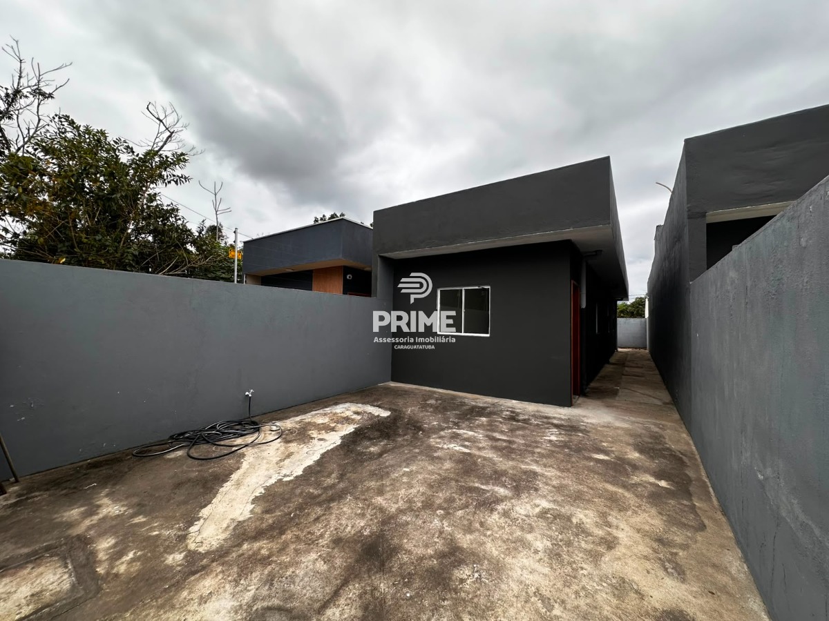 Casa, 2 quartos, 62 m² - Foto 1